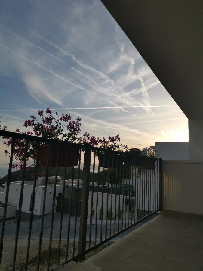 Sunrise Apartment Makarska Buitenkant foto